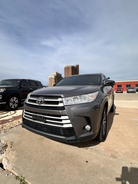 2019 Toyota Highlander SE FWD