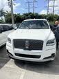 Lincoln Navigator Standard RWD