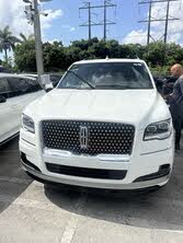 Lincoln Navigator Standard RWD