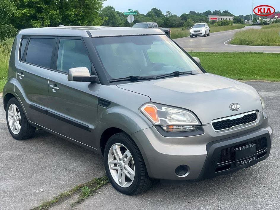 2011 Kia Soul +