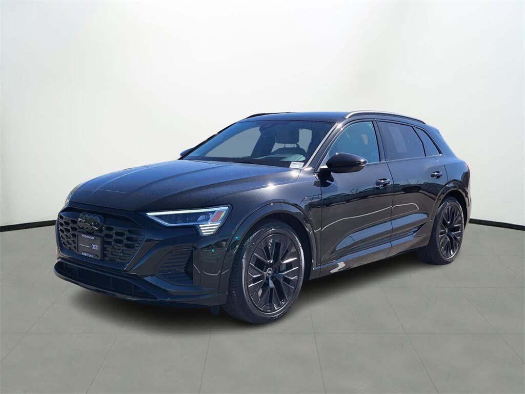 2024 Audi Q8 e-tron quattro Prestige AWD