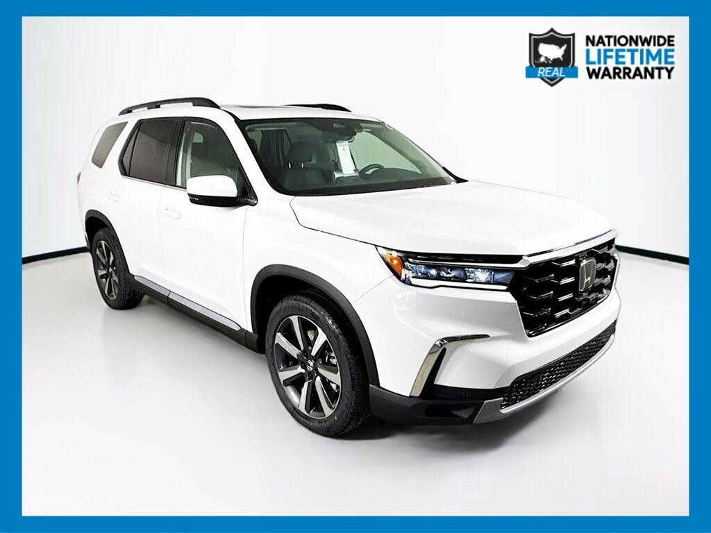 2025 Honda Pilot Touring AWD