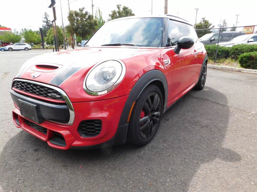 2017 MINI Cooper John Cooper Works 2-Door Hatchback FWD