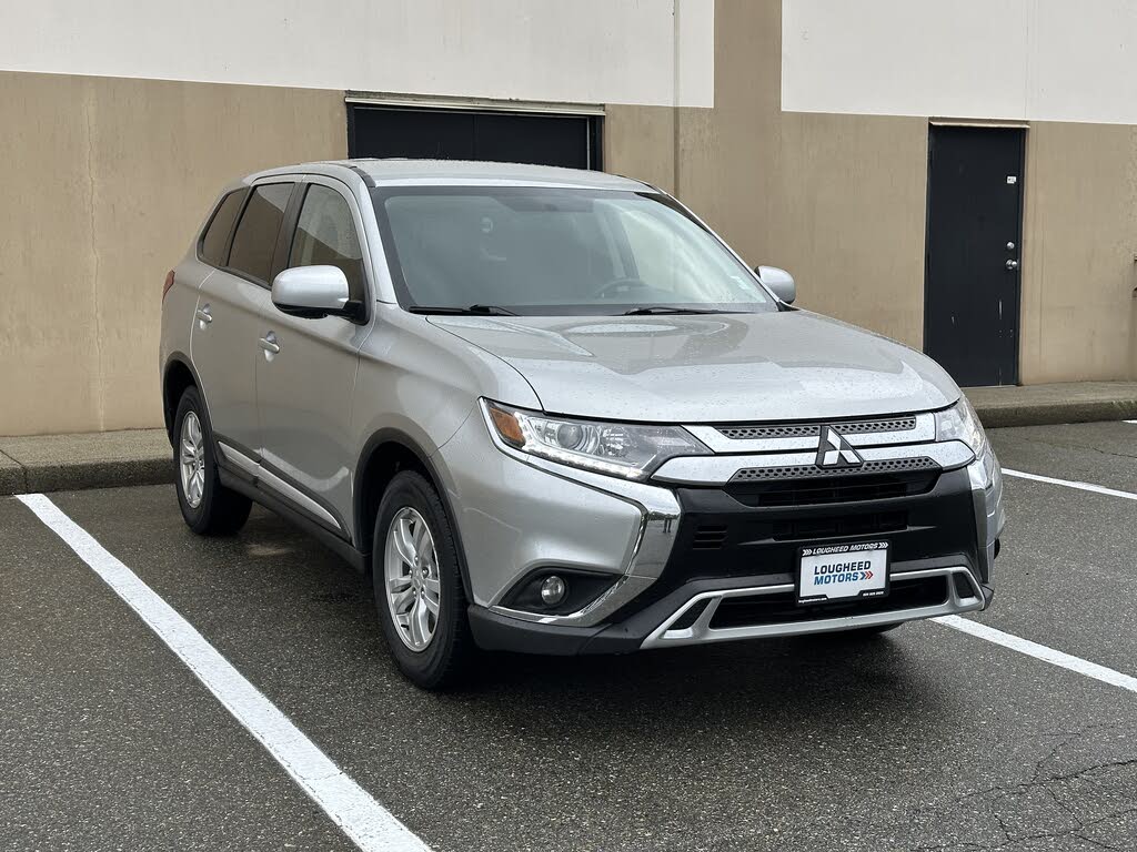 Mitsubishi Outlander ES S-AWC 2020