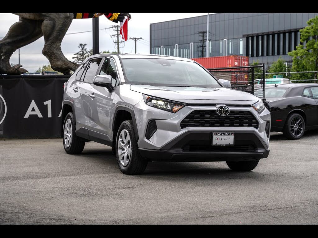 Toyota RAV4 LE AWD 2023