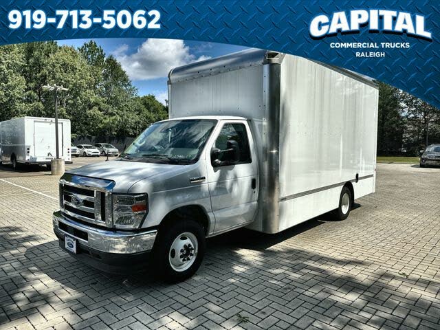2024 Ford E-Series Chassis E-350 SD Cutaway SB RWD