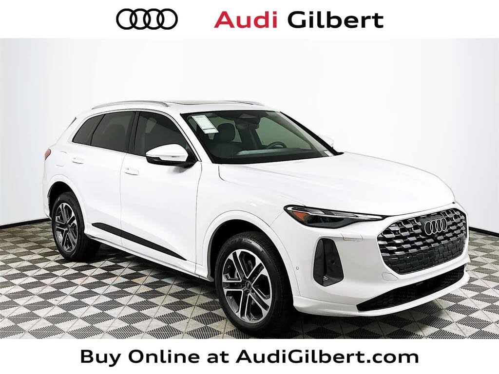 2025 Audi Q5 quattro Premium 40 TFSI