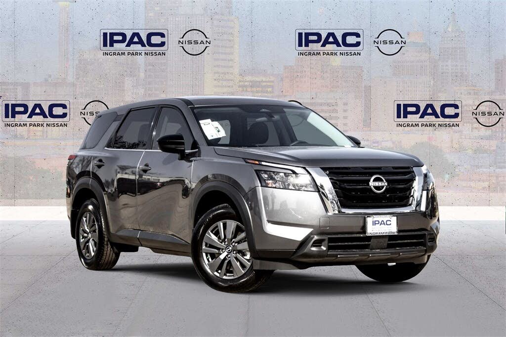 2025 Nissan Pathfinder S FWD