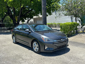 Hyundai Elantra SEL FWD