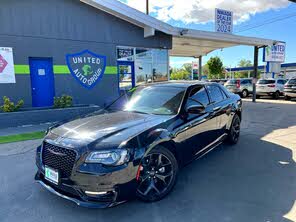 Chrysler 300 S V8 RWD