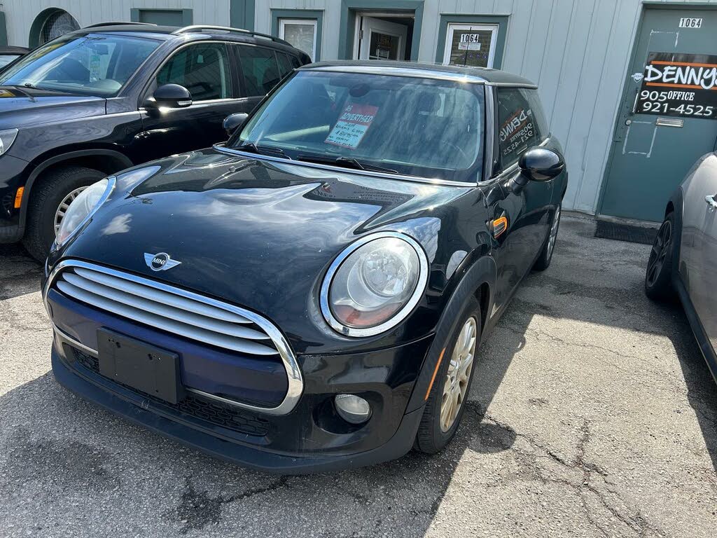 2014 MINI Cooper Hatchback FWD