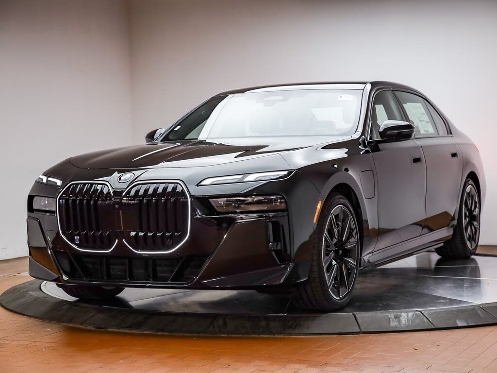 2025 BMW 7 Series 750e xDrive