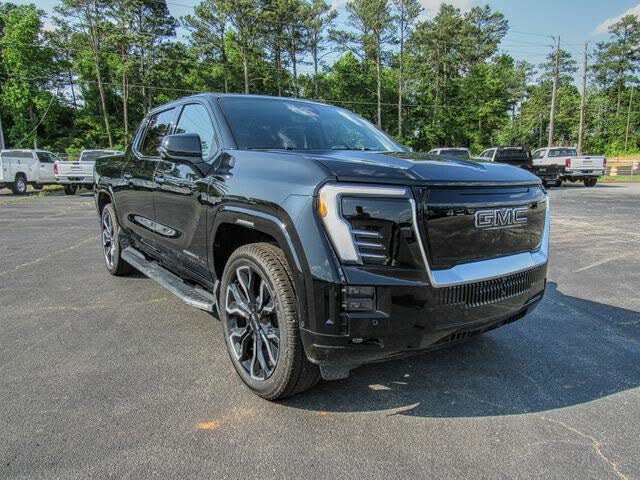 2025 GMC Sierra EV