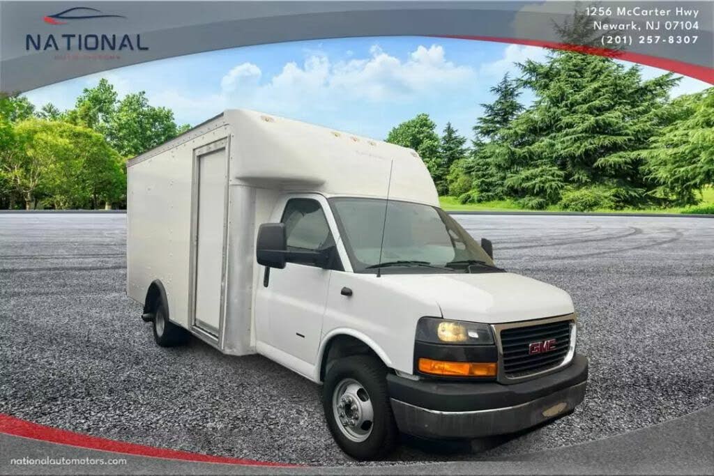 2020 GMC Savana Chassis 3500 159 Cutaway RWD