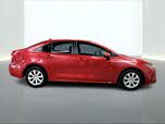Toyota Corolla LE FWD