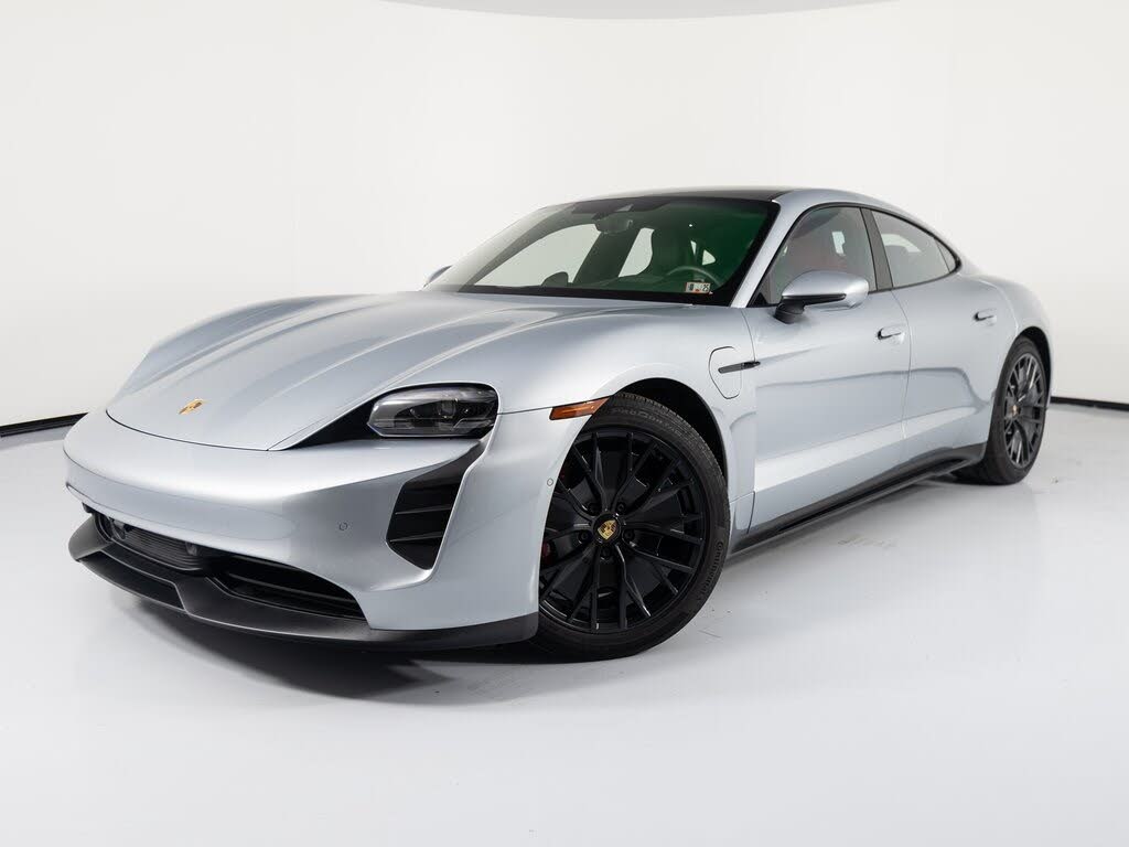 2022 Porsche Taycan GTS Sedan AWD