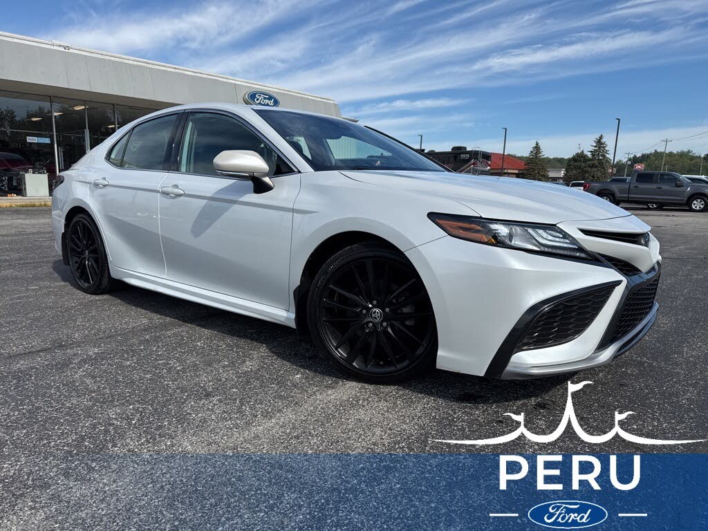 2022 Toyota Camry Hybrid XSE FWD