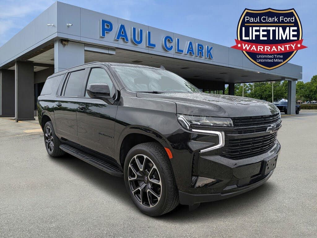 2024 Chevrolet Suburban RST RWD