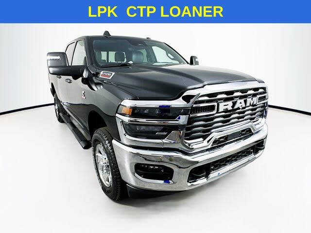 2025 RAM 2500 Tradesman Crew Cab 4WD