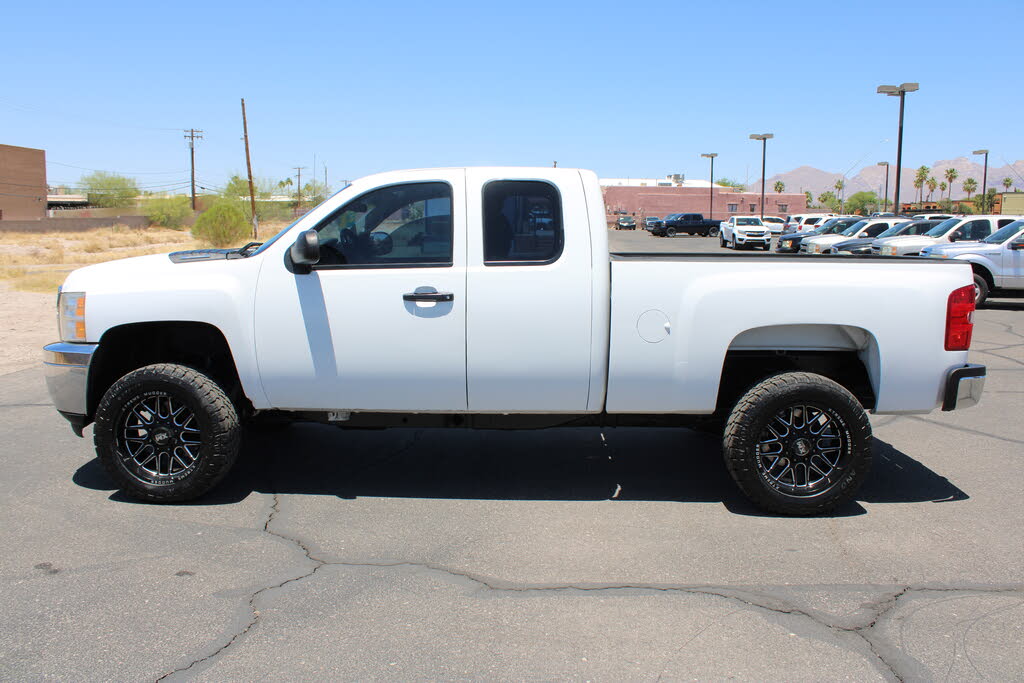 2011 Chevrolet Silverado 2500HD Work Truck Extended Cab 4WD