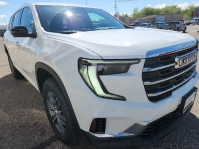 2025 GMC Acadia Elevation FWD