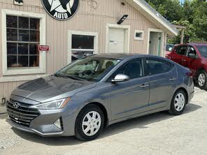Hyundai Elantra SE FWD