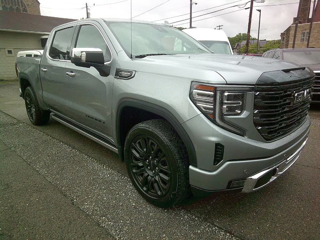 2023 GMC Sierra 1500 Denali Ultimate Crew Cab 4WD