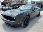 Dodge Challenger SXT Plus RWD