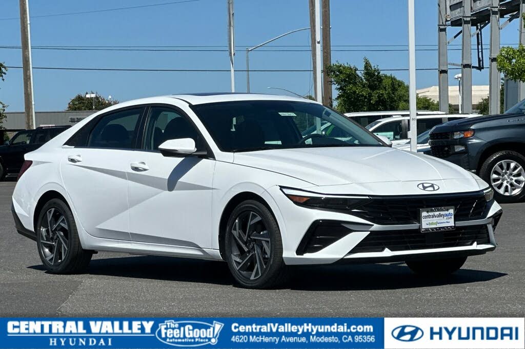 2025 Hyundai Elantra Limited FWD