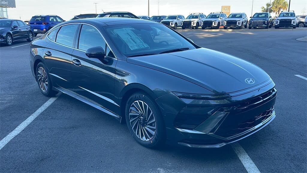2025 Hyundai Sonata Hybrid Limited FWD