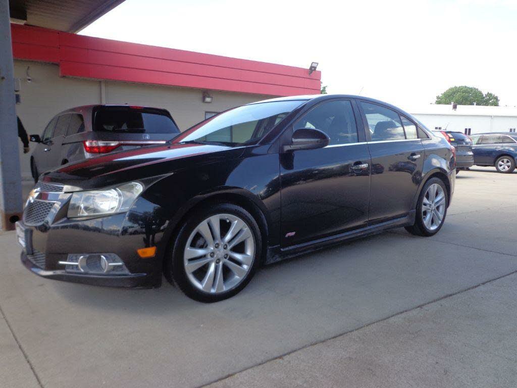 2013 Chevrolet Cruze LTZ Sedan FWD