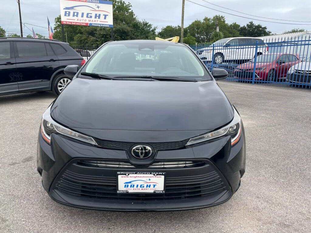 2024 Toyota Corolla LE FWD