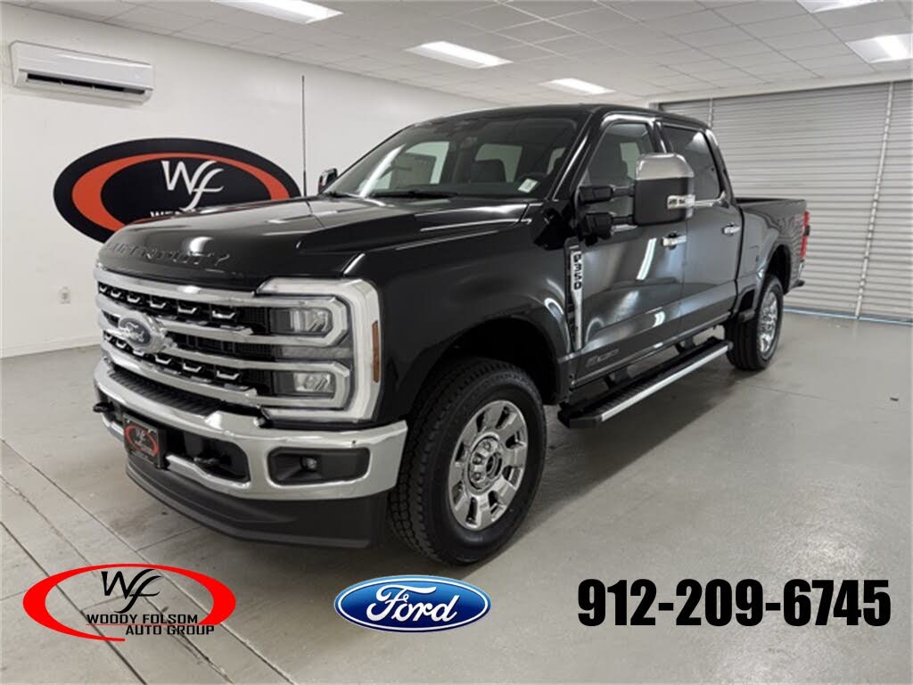 2025 Ford F-350 Super Duty Lariat Crew Cab 4WD