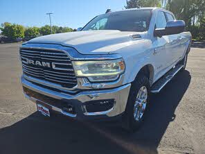RAM 3500 Laramie Crew Cab LB 4WD