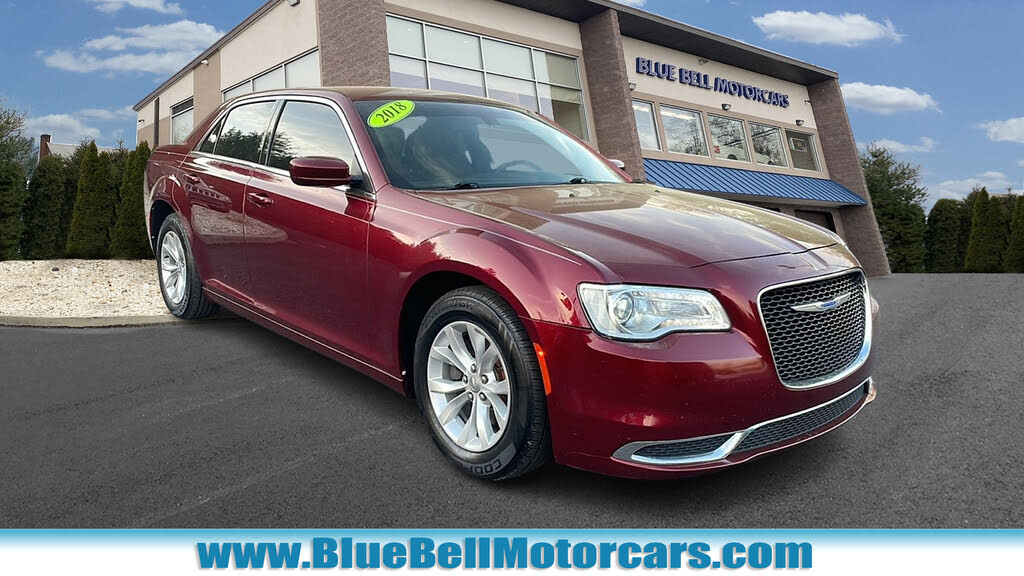 2018 Chrysler 300 Touring RWD