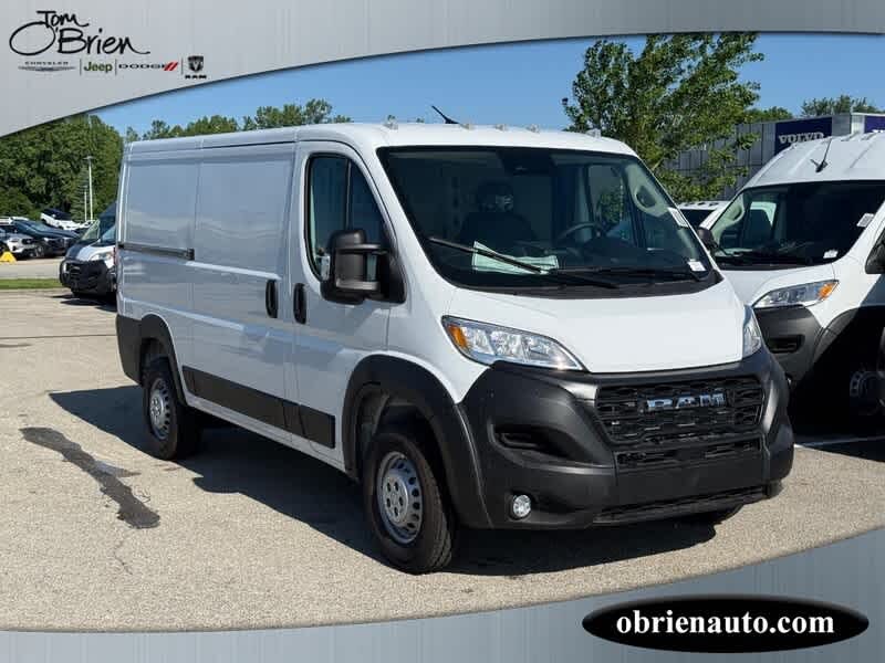 2025 RAM ProMaster 2500 Tradesman 136 Low Roof Cargo Van FWD