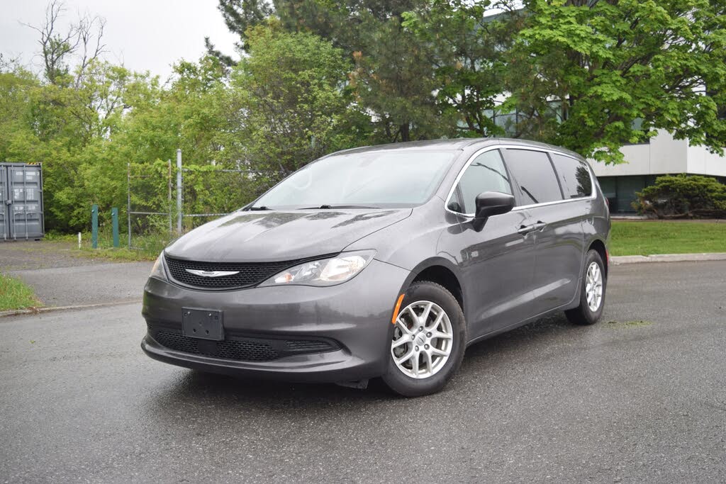 2022 Chrysler Grand Caravan SXT FWD