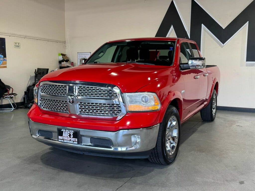 2014 RAM 1500 Laramie Quad Cab 4WD