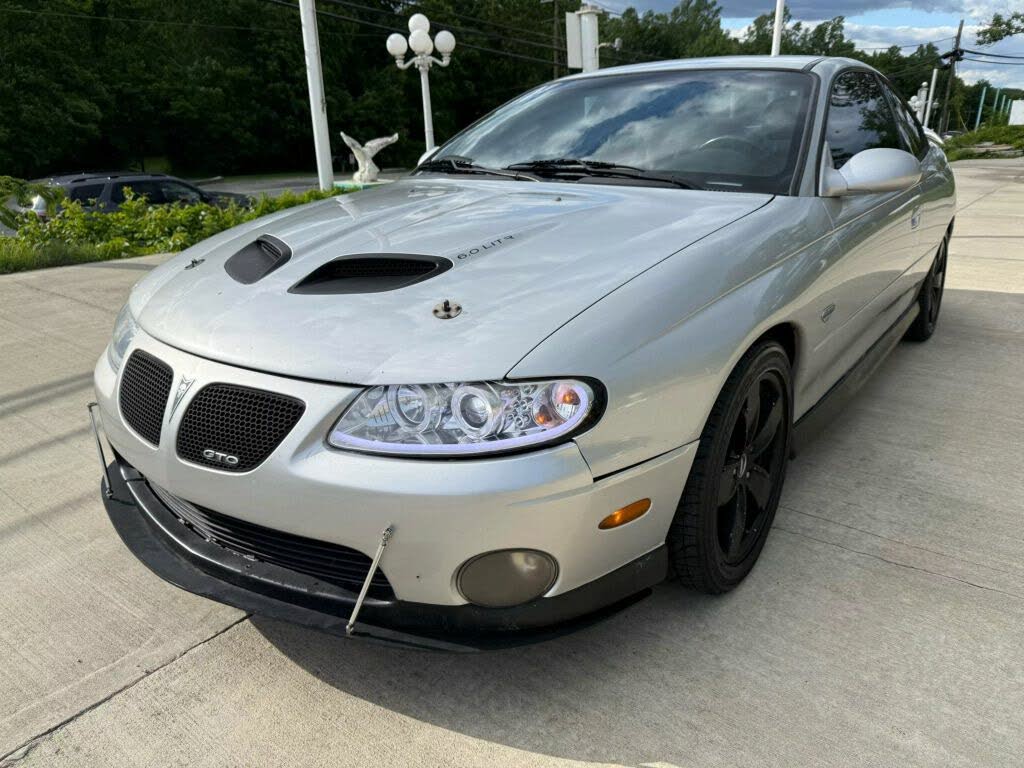 2005 Pontiac GTO Coupe