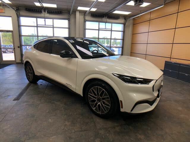 2025 Ford Mustang Mach-E Premium AWD