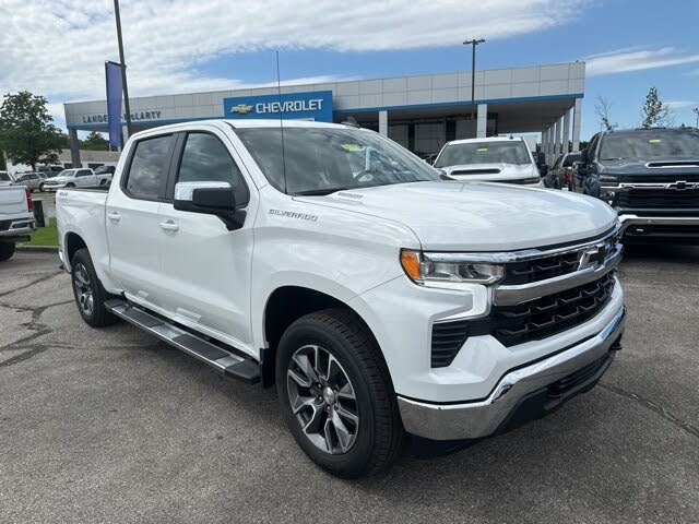 2025 Chevrolet Silverado 1500 LT Crew Cab 4WD