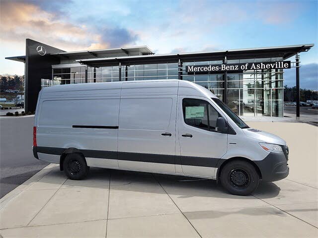 2024 Mercedes-Benz eSprinter 2500 170 High Roof Cargo HO RWD