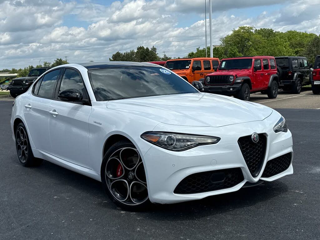 2023 Alfa Romeo Giulia Veloce AWD
