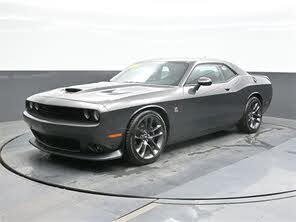 Dodge Challenger R/T Scat Pack RWD