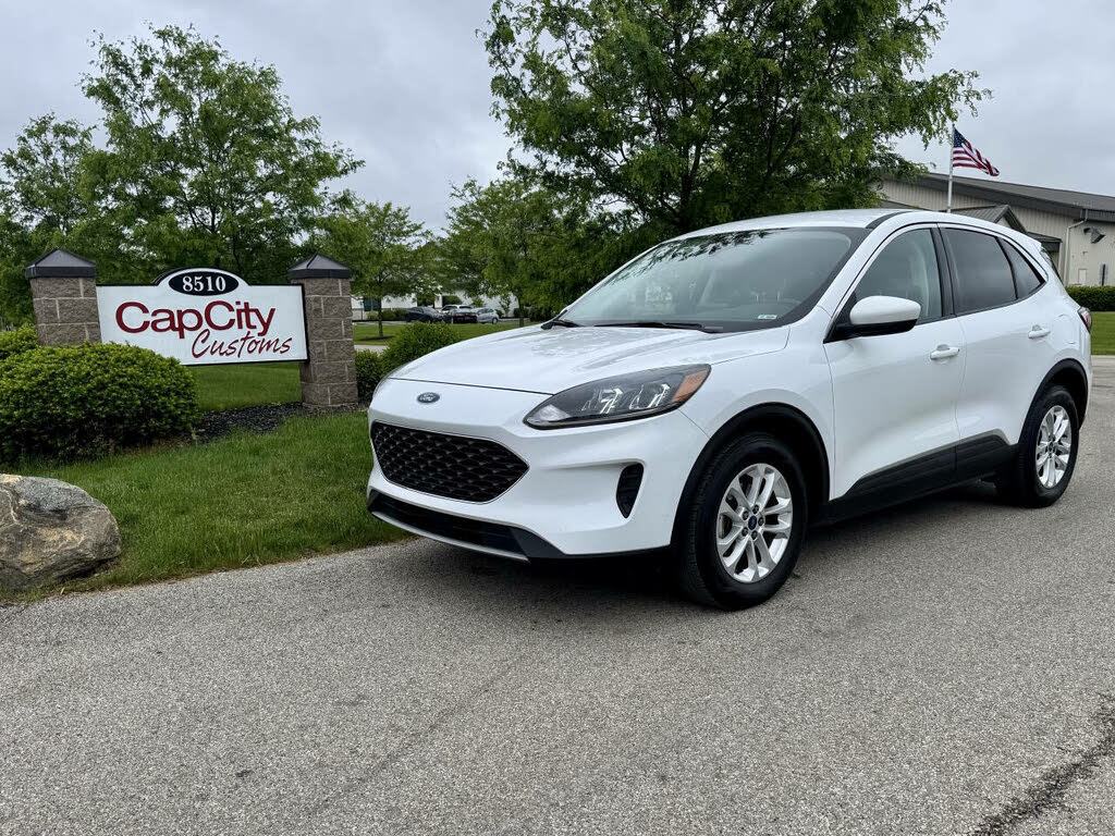 2021 Ford Escape SE FWD