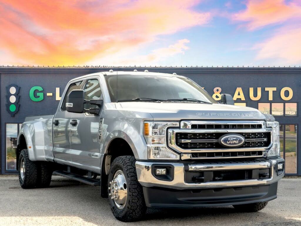 2022 Ford F-350 Super Duty XLT Crew Cab LB DRW 4WD