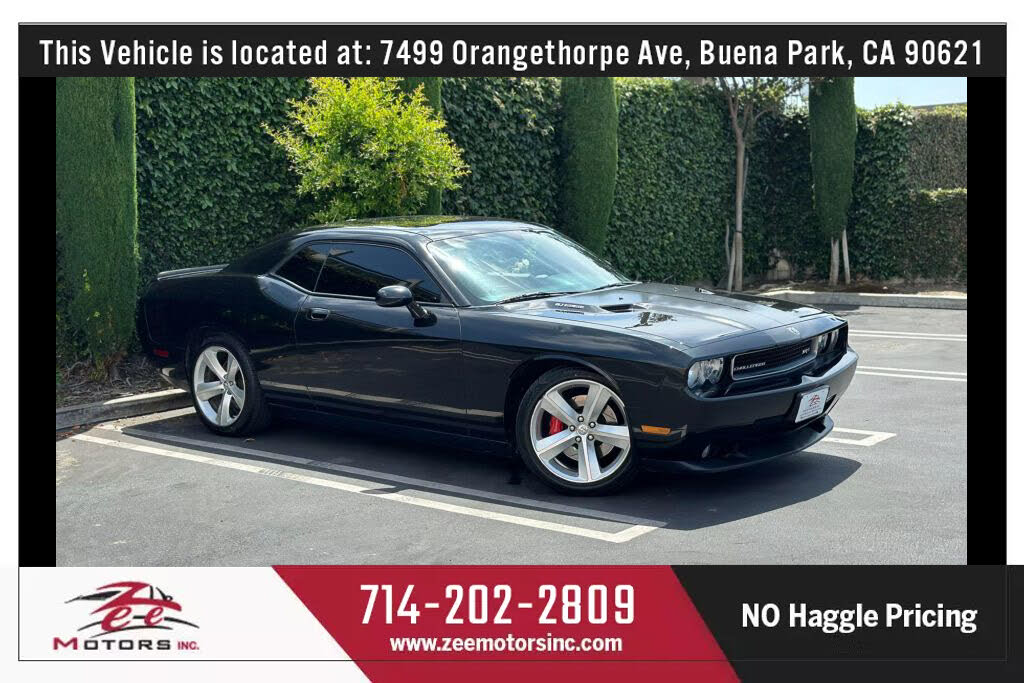 2010 Dodge Challenger SRT8 RWD