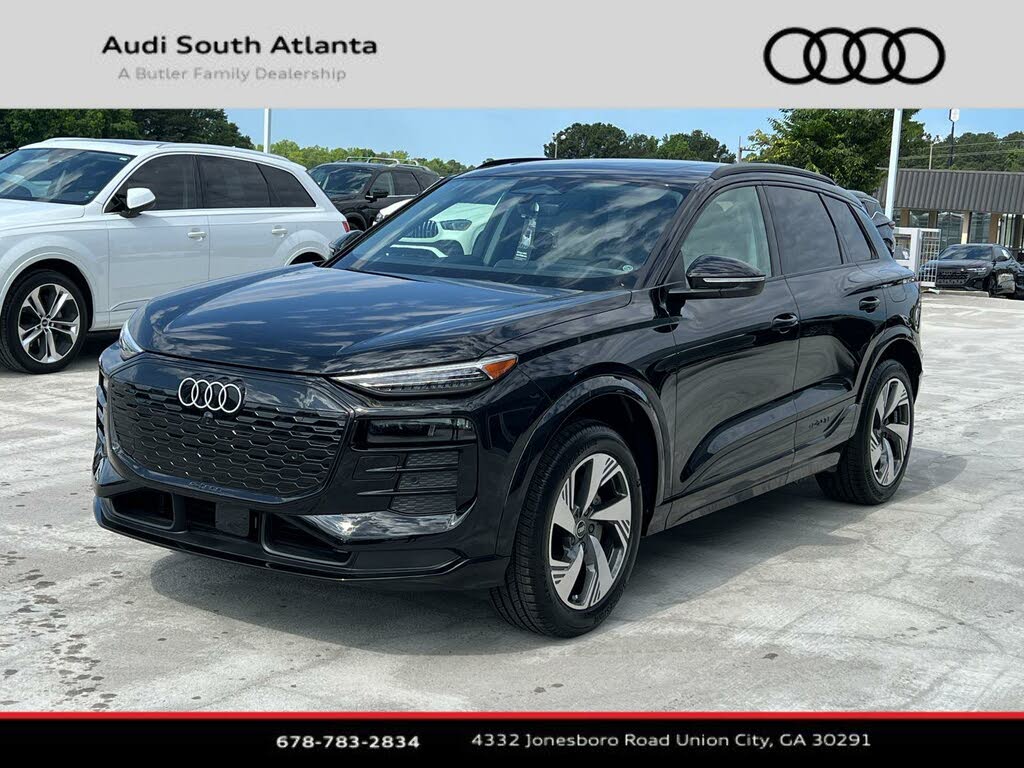 2025 Audi Q6 e-tron quattro Premium Plus