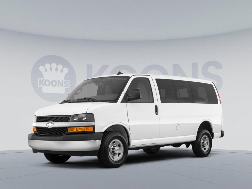 2025 Chevrolet Express Cargo 2500 RWD