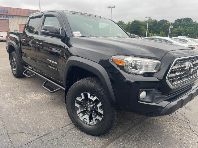 2017 Toyota Tacoma TRD Off Road V6 Double Cab 4WD